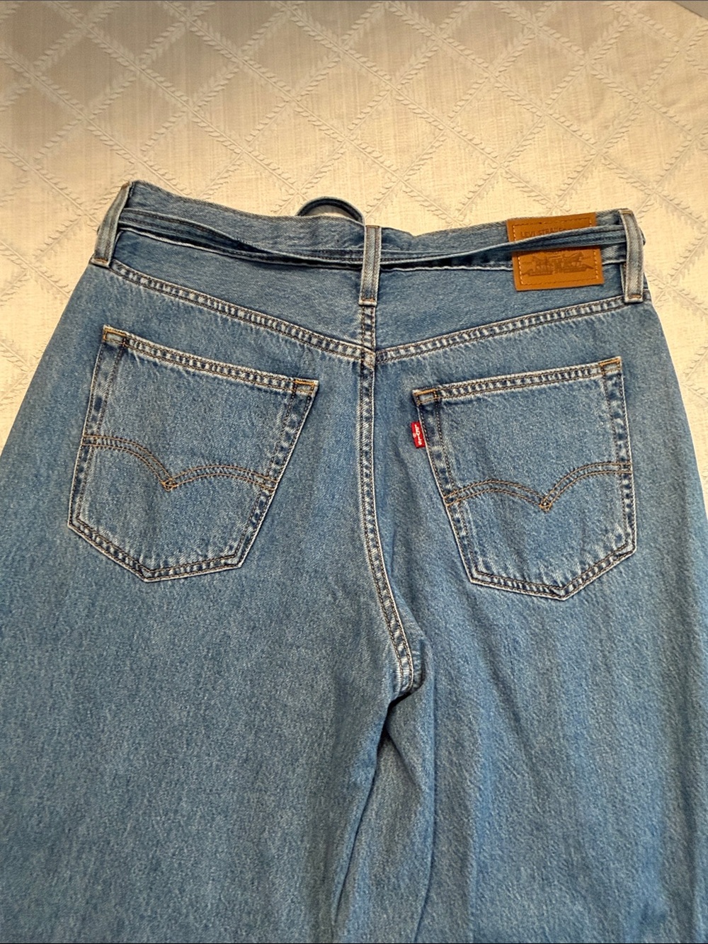 LEVIS XL Superwide Women's Jeans in Medium Blue - Picture 4 of 5